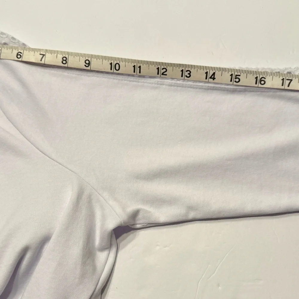 Appleseed's White Blouse shirt with Quarter length Eyelet Sleeves PXL EUC - Picture 9 of 10